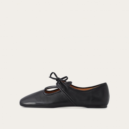 Parpar Flats, black